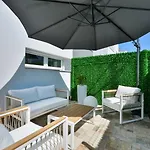 Villa Crowonder Adriana - With Heated Swimming Pool, Jacuzzi And Sauna Zára