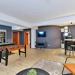 Villa Crowonder Adriana - With Heated Swimming Pool, Jacuzzi And Sauna