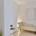 Villa Crowonder Adriana - With Heated Swimming Pool, Jacuzzi And Sauna *