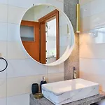 Crowonder Adriana - With Heated Swimming Pool, Jacuzzi And Sauna * Zára