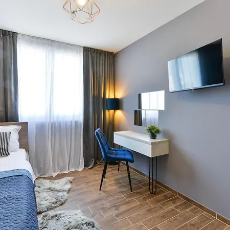 Crowonder Adriana - With Heated Swimming Pool, Jacuzzi And Sauna Vila Zadar