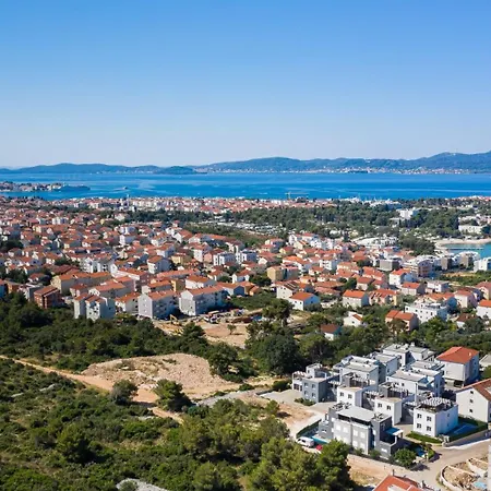 Willa Crowonder Adriana - With Heated Swimming Pool, Jacuzzi And Sauna Zadar