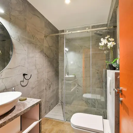 Crowonder Adriana - With Heated Swimming Pool, Jacuzzi And Sauna Zadar