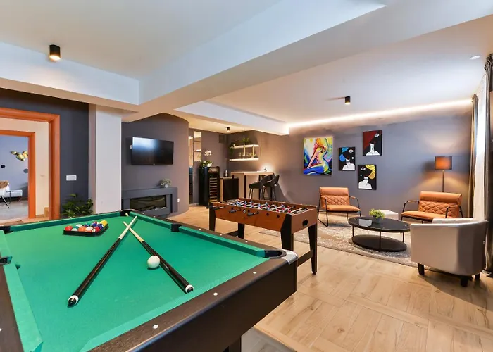 Crowonder Adriana - With Heated Swimming Pool, Jacuzzi And Sauna Villa