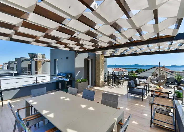 Villa Crowonder Adriana - With Heated Swimming Pool, Jacuzzi And Sauna Zadar