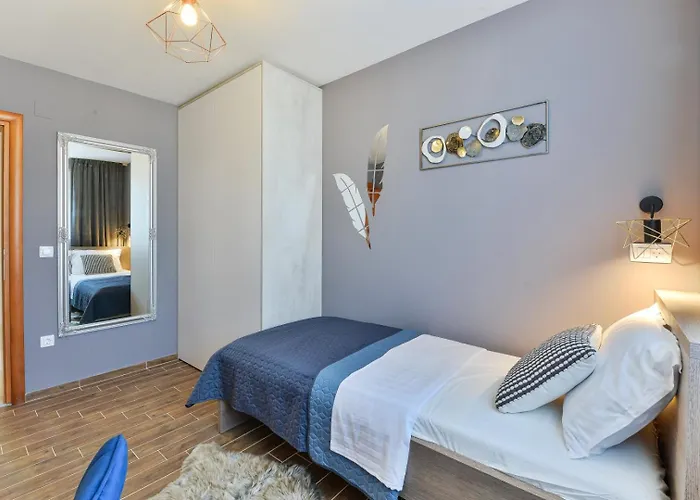 Crowonder Adriana - With Heated Swimming Pool, Jacuzzi And Sauna *